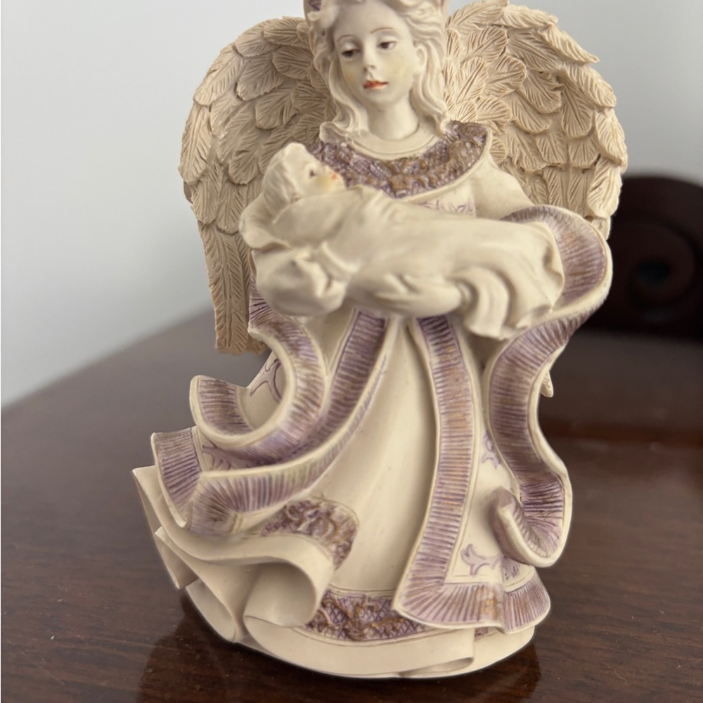 Sarah’s Angels “Mother’s Day”Angel Figurine with Baby - Cream and Purple